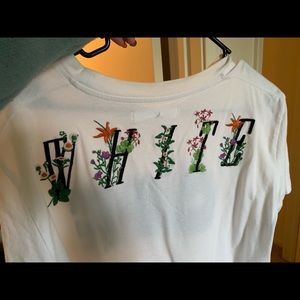 off white women‘s shirt size M bought on farfetch.